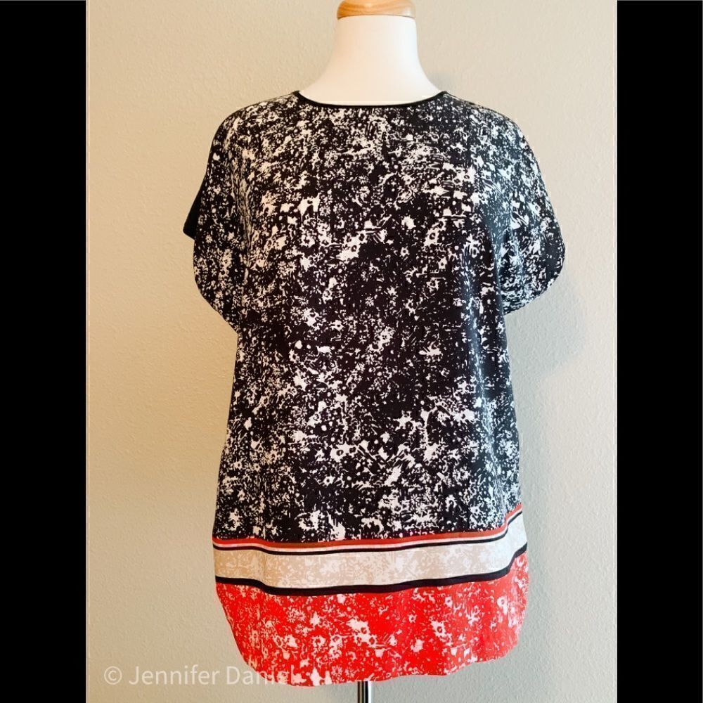 Ellen Tracy abstract print blouse